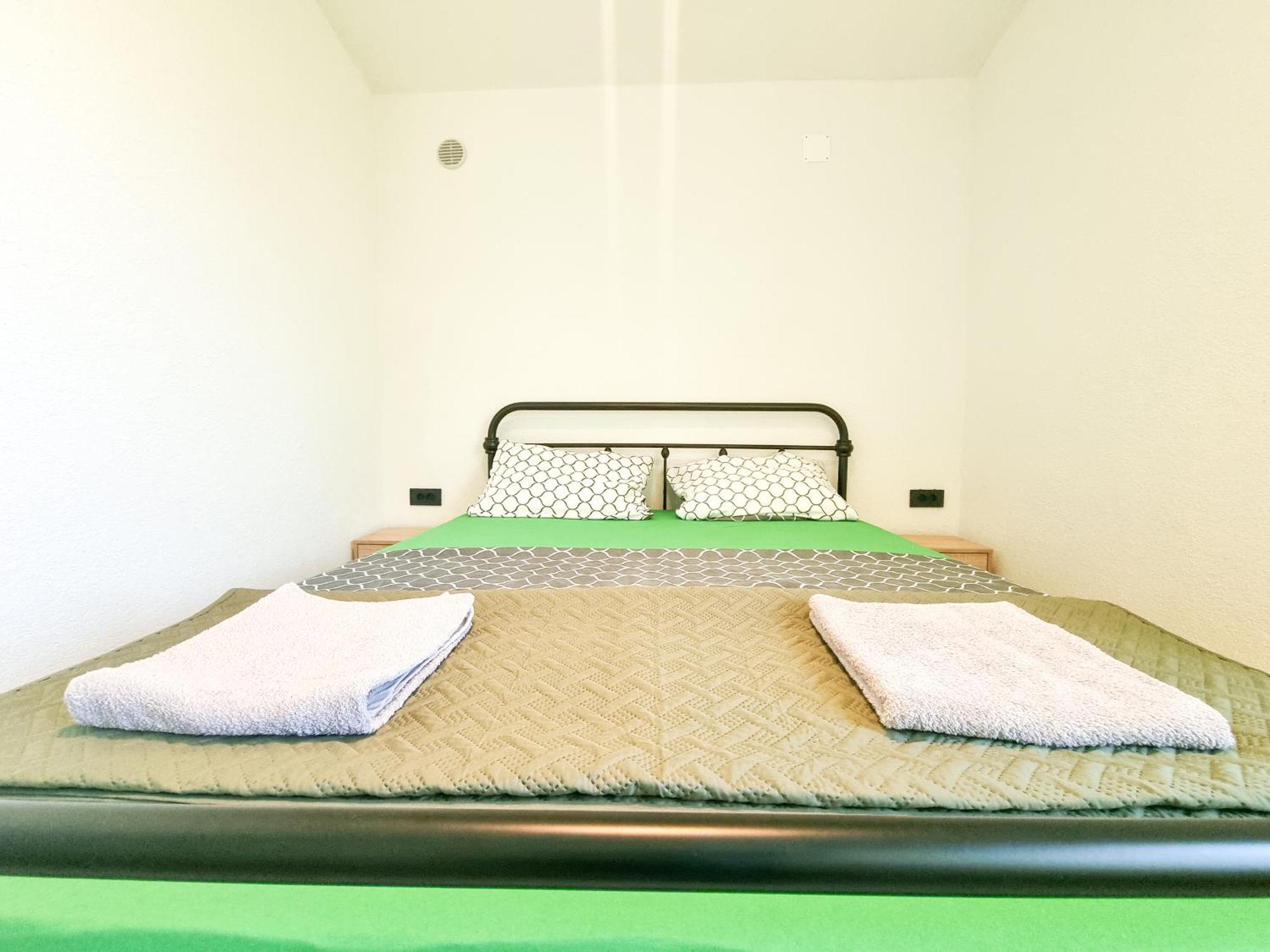 Apartmani 1 Pinezici Eksteriør billede